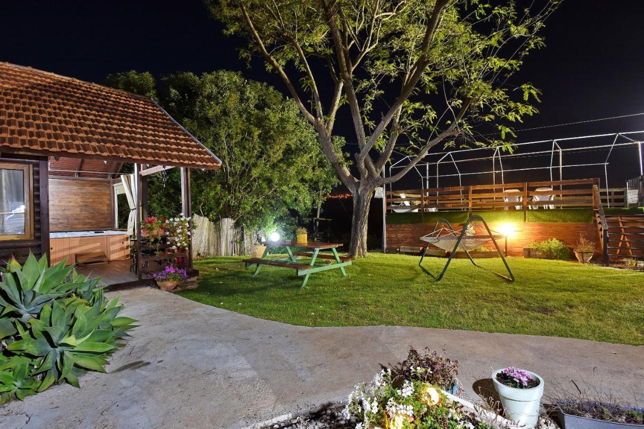 Biktot Nofim Villa Manot Exterior foto